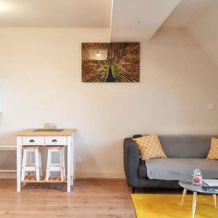 Charmant Studio A Abondant Avec Terrasse Ensoleillee 30 M² ภายนอก รูปภาพ