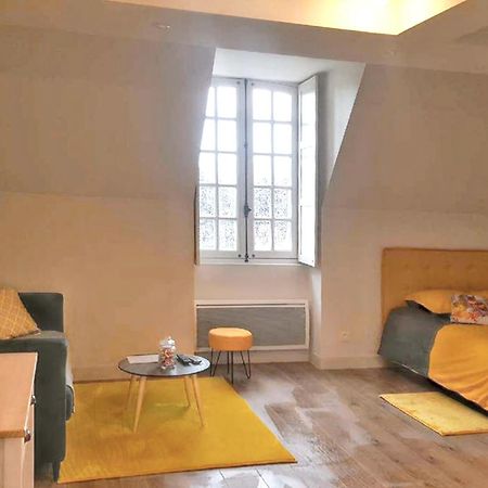 Charmant Studio A Abondant Avec Terrasse Ensoleillee 30 M² ภายนอก รูปภาพ
