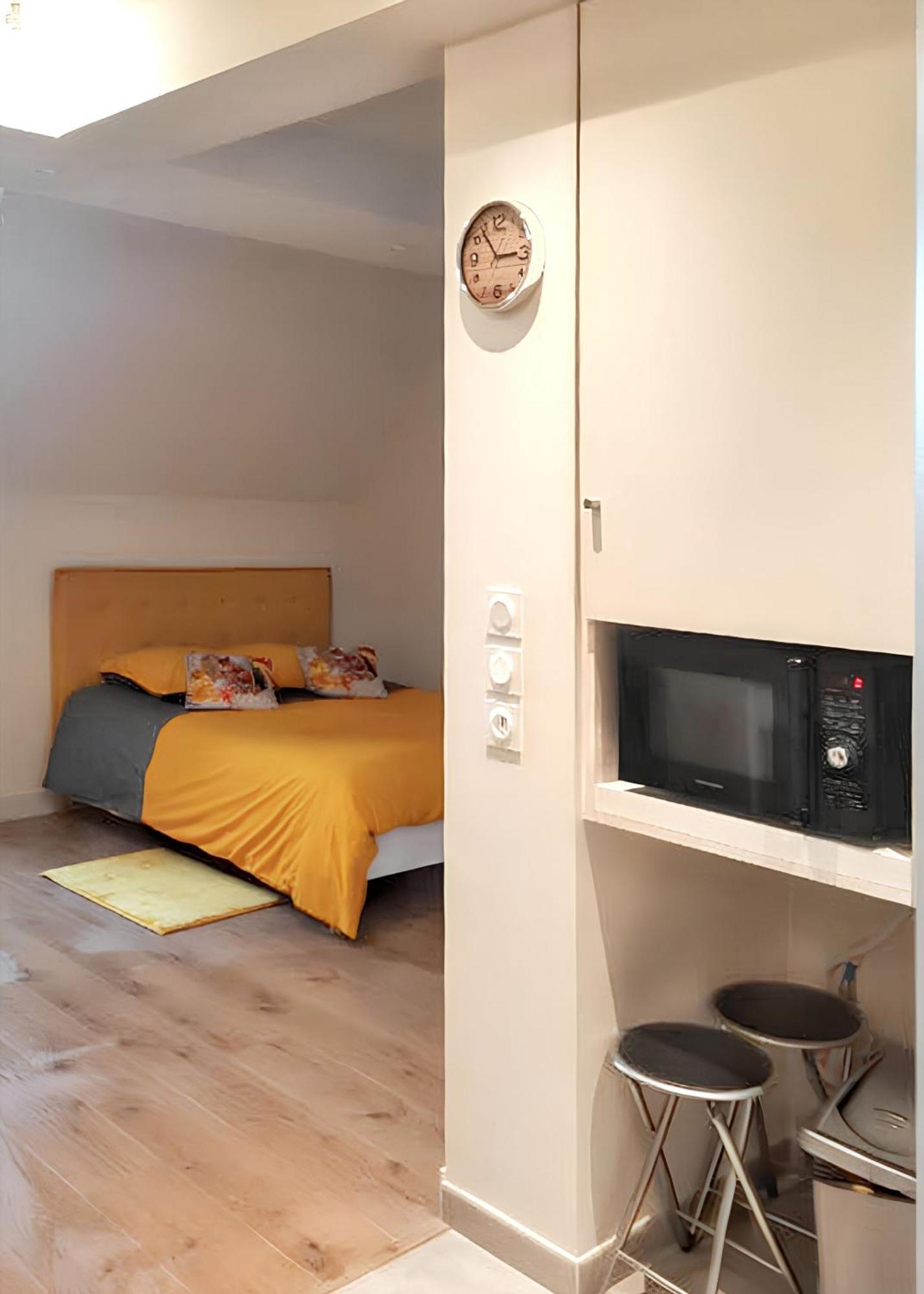 Charmant Studio A Abondant Avec Terrasse Ensoleillee 30 M² ภายนอก รูปภาพ